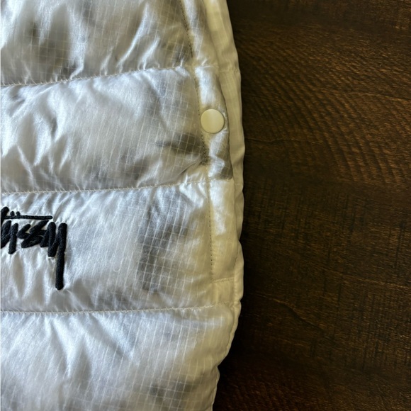STUSSY X NIKE WOMEN’S INSULATED WHITE PUFFER SKIRT SIZE LARGE - Picture 4 of 7